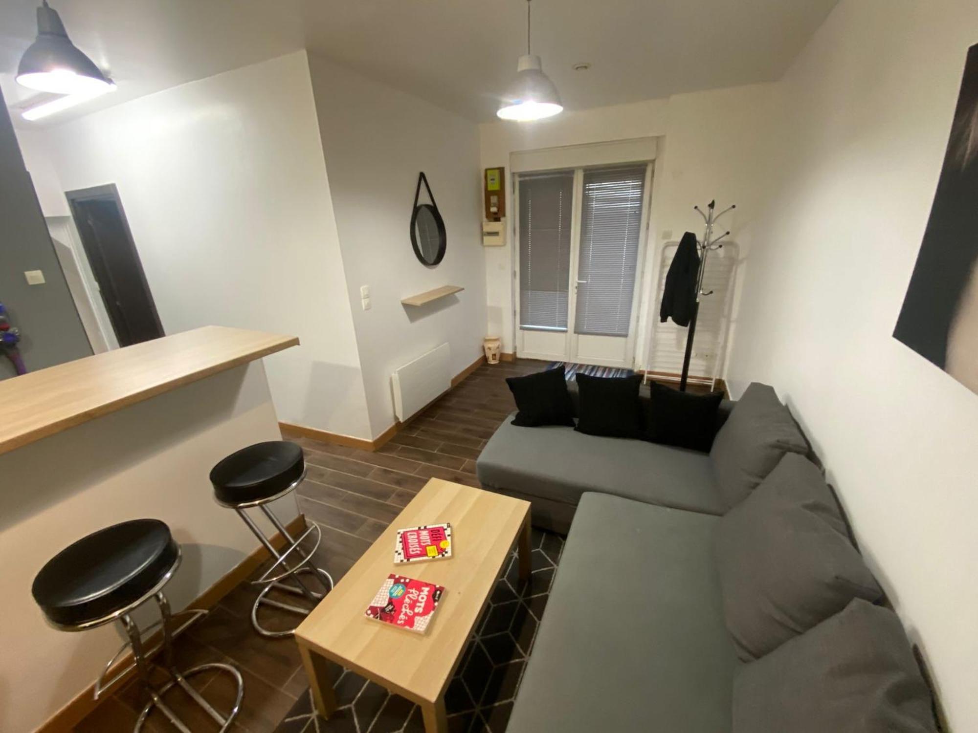 Agreable Appartement In Montmartre Paris Exterior photo
